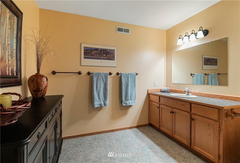 16039 Alpine, Glacier, Washington 98244, 4 Bedrooms Bedrooms, ,3 BathroomsBathrooms,Residential,For Sale,Alpine,NWM1881070