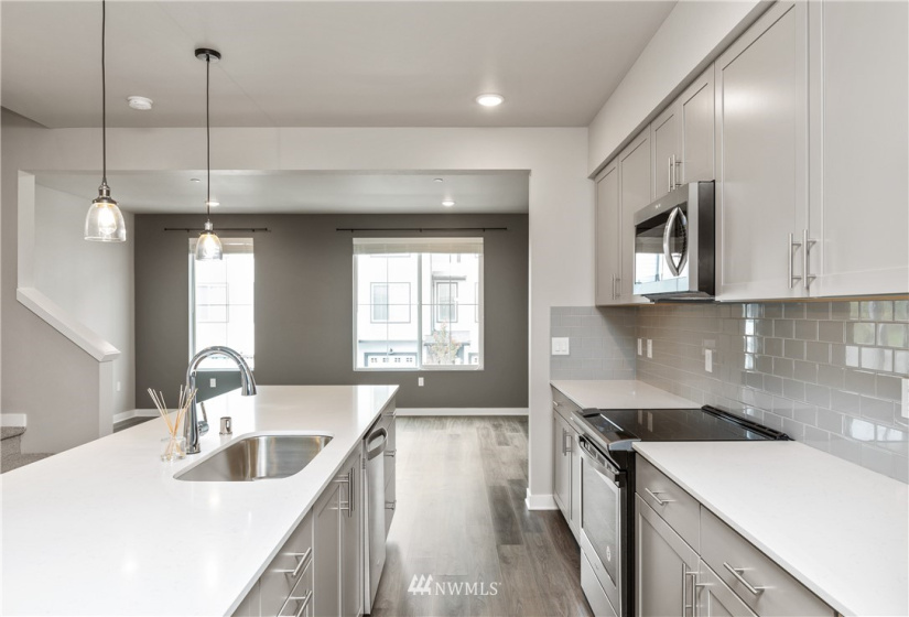 10106 16th, Lake Stevens, Washington 98258, 3 Bedrooms Bedrooms, ,Residential Lease,For Rent,16th,NWM1881416