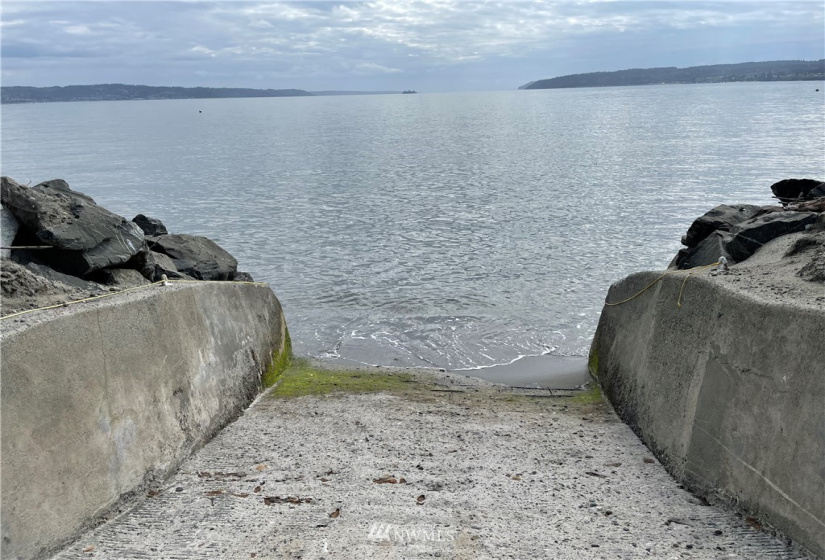 41 H Beach Way, Hat Island, Washington 98206, 3 Bedrooms Bedrooms, ,3 BathroomsBathrooms,Residential,For Sale,Beach Way,NWM1881295