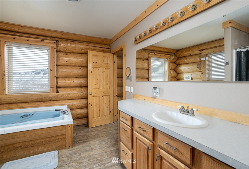 13805 Old Naches, Naches, Washington 98937, 4 Bedrooms Bedrooms, ,2 BathroomsBathrooms,Residential,For Sale,Old Naches,NWM1879732