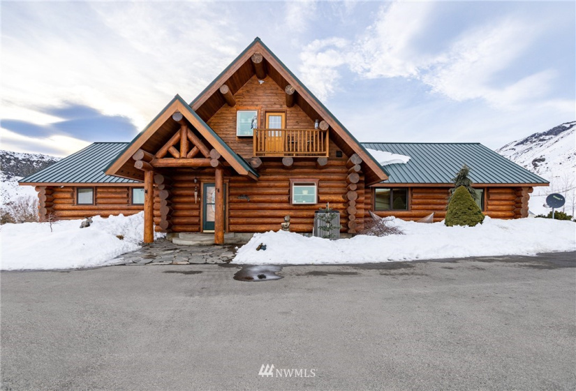 13805 Old Naches, Naches, Washington 98937, 4 Bedrooms Bedrooms, ,2 BathroomsBathrooms,Residential,For Sale,Old Naches,NWM1879732