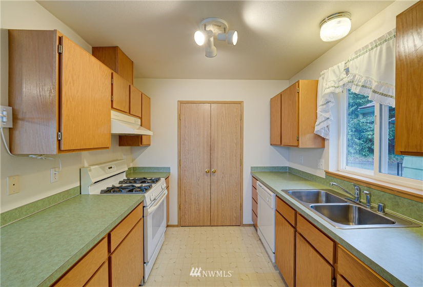 3515 T, Anacortes, Washington 98221, ,Residential Income,For Sale,Beale's Maple Grove,T,NWM1881441