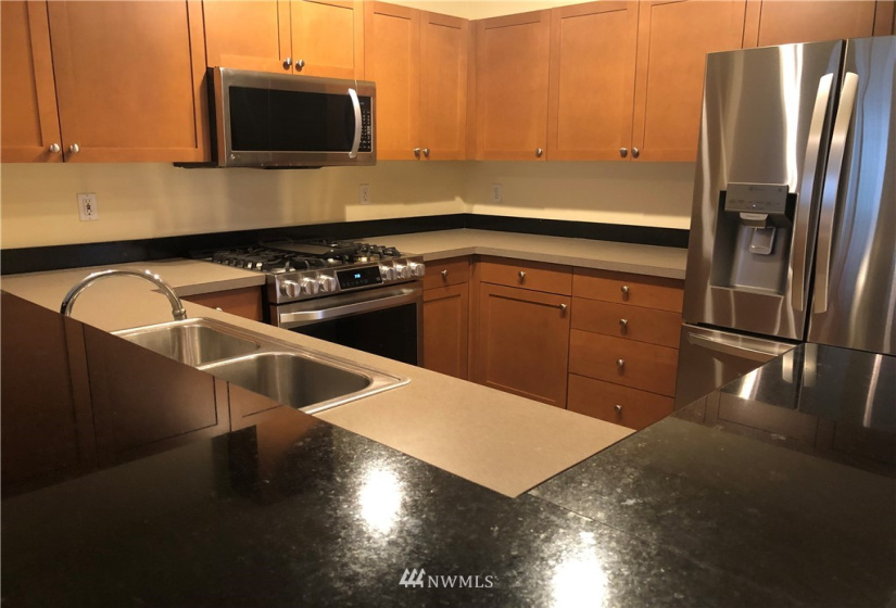 900 Aurora, Seattle, Washington 98109, 1 Bedroom Bedrooms, ,1 BathroomBathrooms,Residential Lease,For Rent,Aurora,NWM1881505