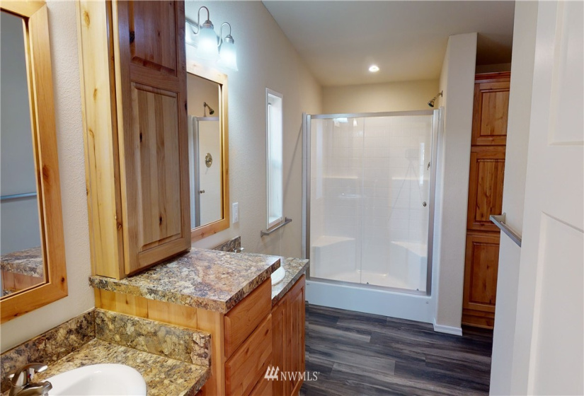 1100 Rosewood, Ellensburg, Washington 98926, 2 Bedrooms Bedrooms, ,1 BathroomBathrooms,Manufactured In Park,For Sale,Rosewood,NWM1881388