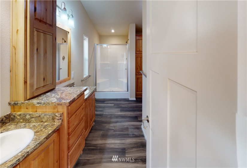 1100 Rosewood, Ellensburg, Washington 98926, 2 Bedrooms Bedrooms, ,1 BathroomBathrooms,Manufactured In Park,For Sale,Rosewood,NWM1881388