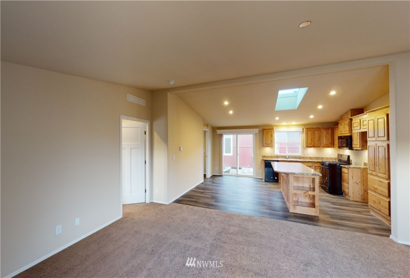 1100 Rosewood, Ellensburg, Washington 98926, 2 Bedrooms Bedrooms, ,1 BathroomBathrooms,Manufactured In Park,For Sale,Rosewood,NWM1881388