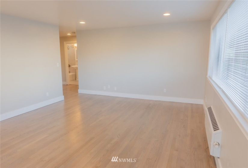 530 Olympic, Seattle, Washington 98119, 1 Bedroom Bedrooms, ,1 BathroomBathrooms,Residential Lease,For Rent,Olympic,NWM1881551