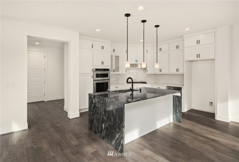 24621 21st, Sammamish, Washington 98075, 3 Bedrooms Bedrooms, ,2 BathroomsBathrooms,Residential,For Sale,21st,NWM1881555