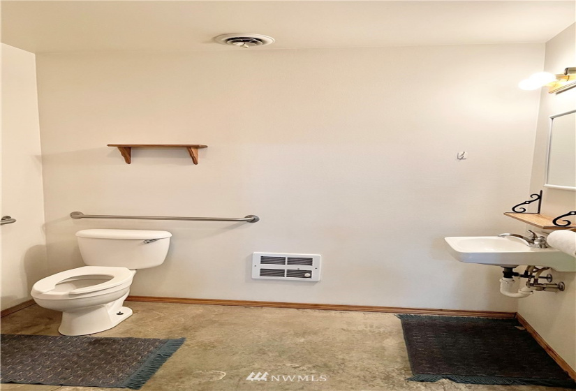 48 State Frontage, Tonasket, Washington 98855, ,Commercial Sale,For Sale,State Frontage,NWM1877534