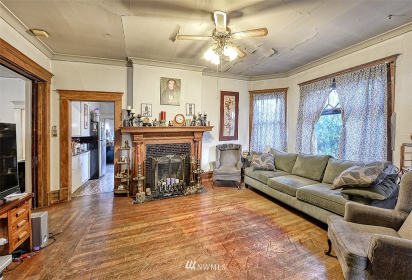 1200 Holly, Bellingham, Washington 98225, 4 Bedrooms Bedrooms, ,2 BathroomsBathrooms,Residential,For Sale,Holly,NWM1881596