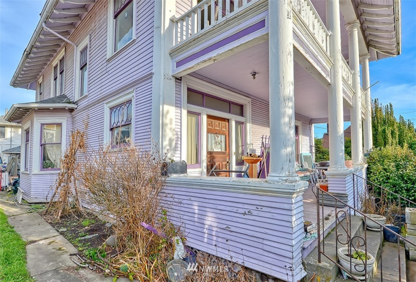 1200 Holly, Bellingham, Washington 98225, 4 Bedrooms Bedrooms, ,2 BathroomsBathrooms,Residential,For Sale,Holly,NWM1881596