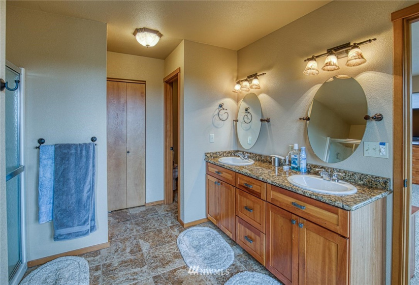 660 Ocean Shores, Ocean Shores, Washington 98569, 4 Bedrooms Bedrooms, ,3 BathroomsBathrooms,Residential,For Sale,10,Ocean Shores,NWM1879414