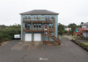 660 Ocean Shores, Ocean Shores, Washington 98569, 4 Bedrooms Bedrooms, ,3 BathroomsBathrooms,Residential,For Sale,10,Ocean Shores,NWM1879414