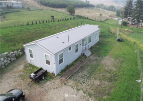 1193 Highway 7, Oroville, Washington 98844, 5 Bedrooms Bedrooms, ,2 BathroomsBathrooms,Residential,For Sale,Highway 7,NWM1881643