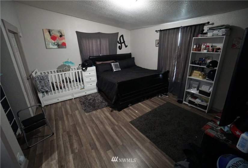 1193 Highway 7, Oroville, Washington 98844, 5 Bedrooms Bedrooms, ,2 BathroomsBathrooms,Residential,For Sale,Highway 7,NWM1881643