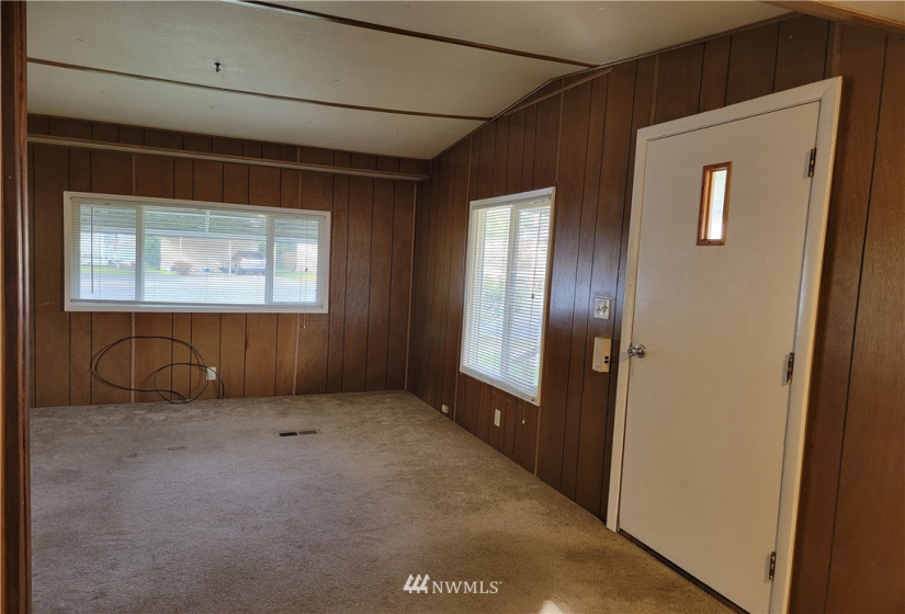 411 Grove, Shelton, Washington 98584, 2 Bedrooms Bedrooms, ,1 BathroomBathrooms,Manufactured In Park,For Sale,Grove,NWM1881576