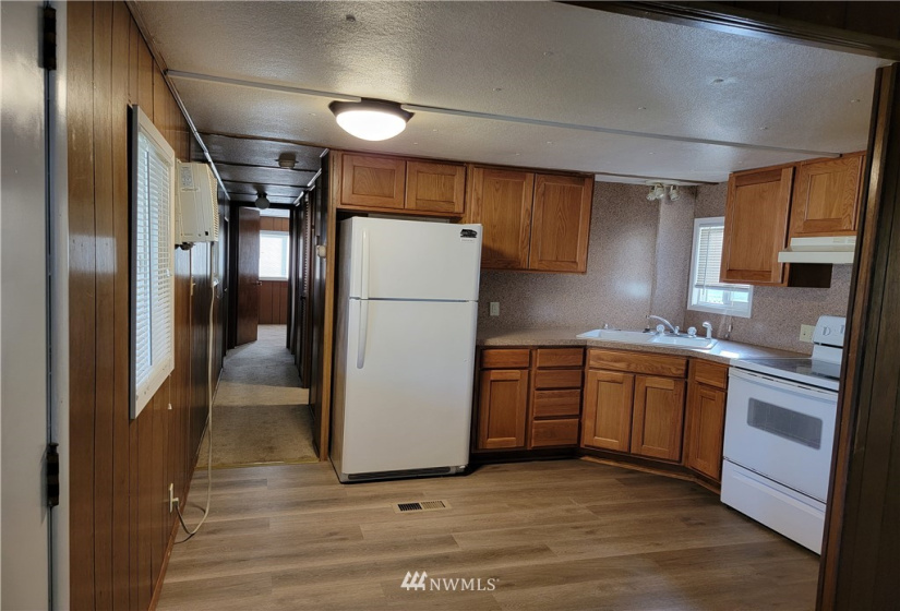 411 Grove, Shelton, Washington 98584, 2 Bedrooms Bedrooms, ,1 BathroomBathrooms,Manufactured In Park,For Sale,Grove,NWM1881576