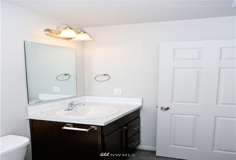 1025 Mt Baker, Othello, Washington 99344, 3 Bedrooms Bedrooms, ,2 BathroomsBathrooms,Residential,For Sale,Sandhill Estate Phase 3,Mt Baker,NWM1880864