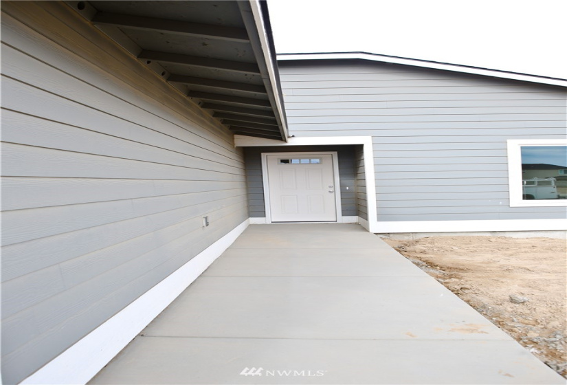 1025 Mt Baker, Othello, Washington 99344, 3 Bedrooms Bedrooms, ,2 BathroomsBathrooms,Residential,For Sale,Sandhill Estate Phase 3,Mt Baker,NWM1880864