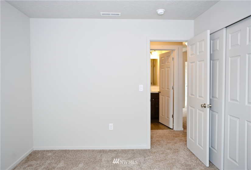 1025 Mt Baker, Othello, Washington 99344, 3 Bedrooms Bedrooms, ,2 BathroomsBathrooms,Residential,For Sale,Sandhill Estate Phase 3,Mt Baker,NWM1880864