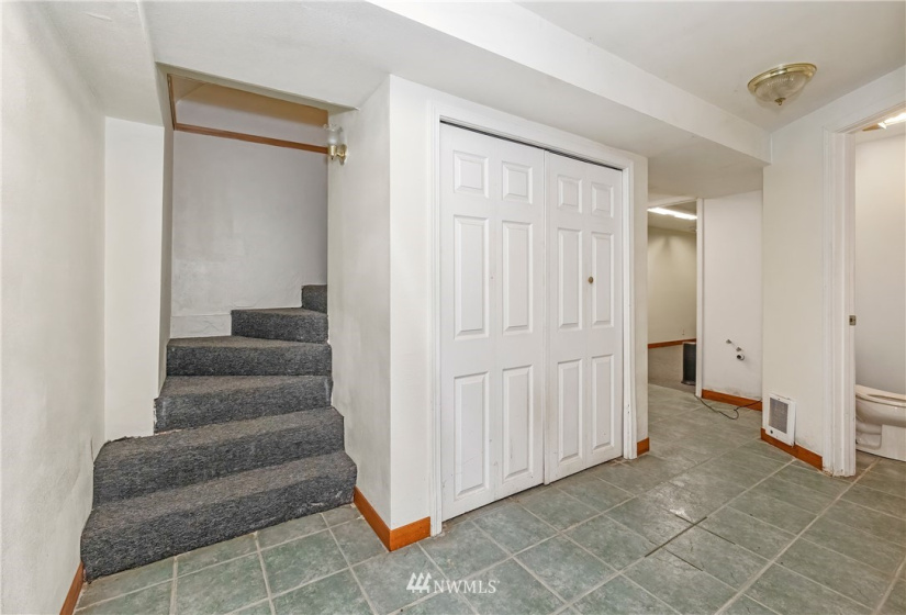 20319 Bond, Poulsbo, Washington 98370, ,Commercial Sale,For Sale,Bond,NWM1881703