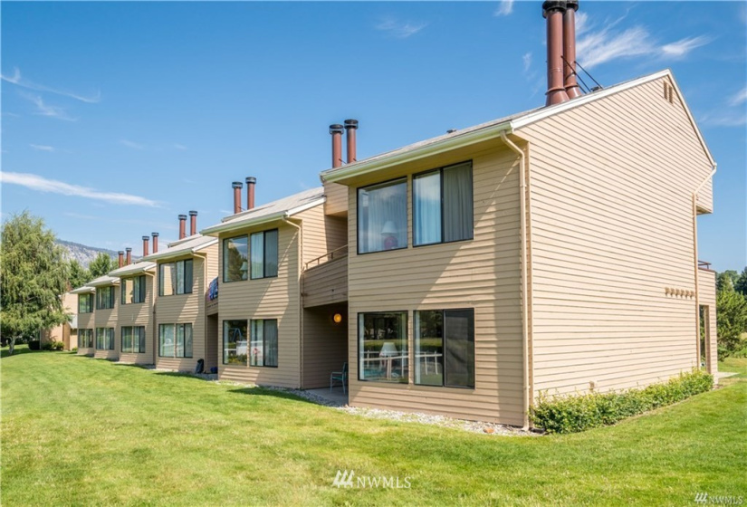 1 Tennis 658-C2, Manson, Washington 98831, 2 Bedrooms Bedrooms, ,2 BathroomsBathrooms,Residential,For Sale,Tennis,Tennis 658-C2,NWM1881908