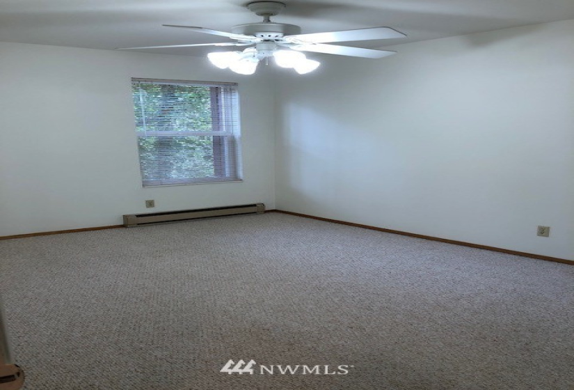 4201 35th, Seattle, Washington 98199, 2 Bedrooms Bedrooms, ,Residential Lease,For Rent,35th,NWM1881914