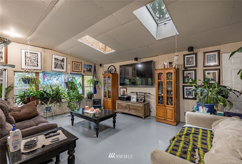 5806 Robe Menzel, Granite Falls, Washington 98252, 2 Bedrooms Bedrooms, ,2 BathroomsBathrooms,Manufactured In Park,For Sale,Robe Menzel,NWM1881793