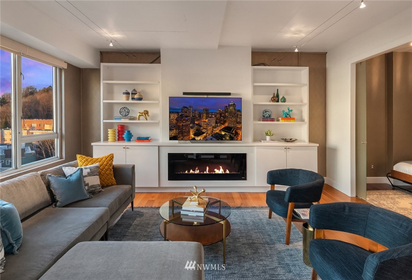 415 Mercer, Seattle, Washington 98119, 3 Bedrooms Bedrooms, ,1 BathroomBathrooms,Residential,For Sale,Mercer West,Mercer,NWM1877589