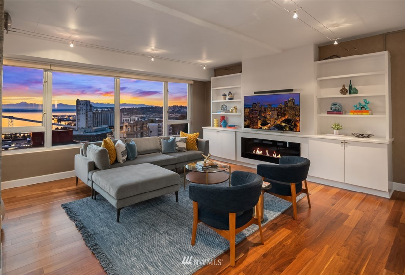 415 Mercer, Seattle, Washington 98119, 3 Bedrooms Bedrooms, ,1 BathroomBathrooms,Residential,For Sale,Mercer West,Mercer,NWM1877589