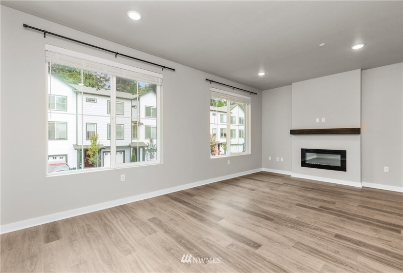 10106 16th, Lake Stevens, Washington 98258, 4 Bedrooms Bedrooms, ,Residential Lease,For Rent,16th,NWM1882008