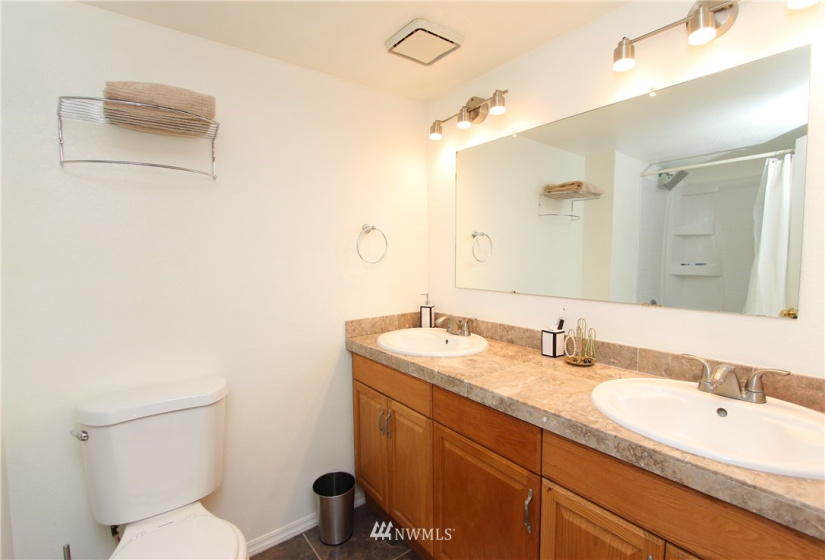 298 Silverspur, Oak Harbor, Washington 98277, 4 Bedrooms Bedrooms, ,2 BathroomsBathrooms,Manufactured In Park,For Sale,Silverspur,NWM1882014