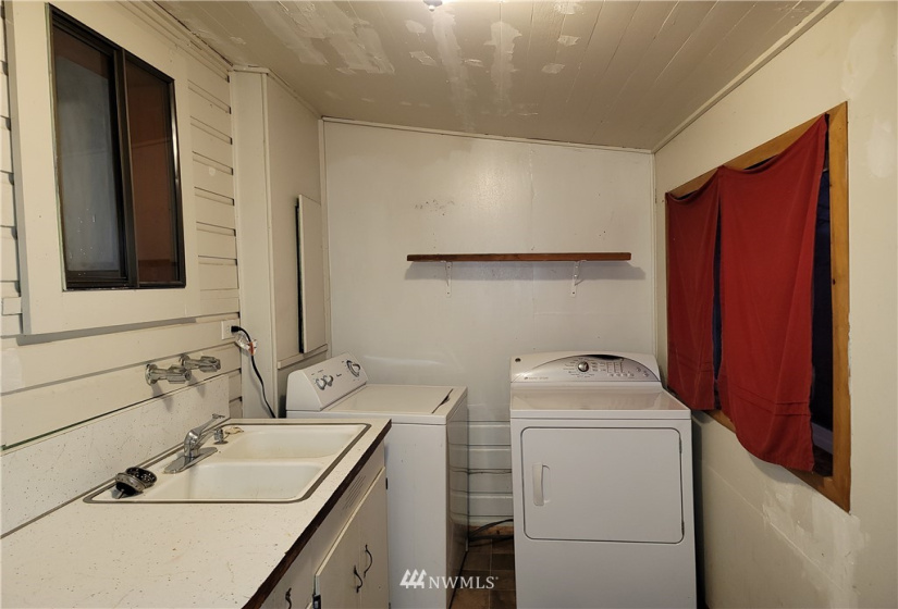 125 Hope, Mossyrock, Washington 98564, 2 Bedrooms Bedrooms, ,1 BathroomBathrooms,Residential,For Sale,Hope,NWM1882040