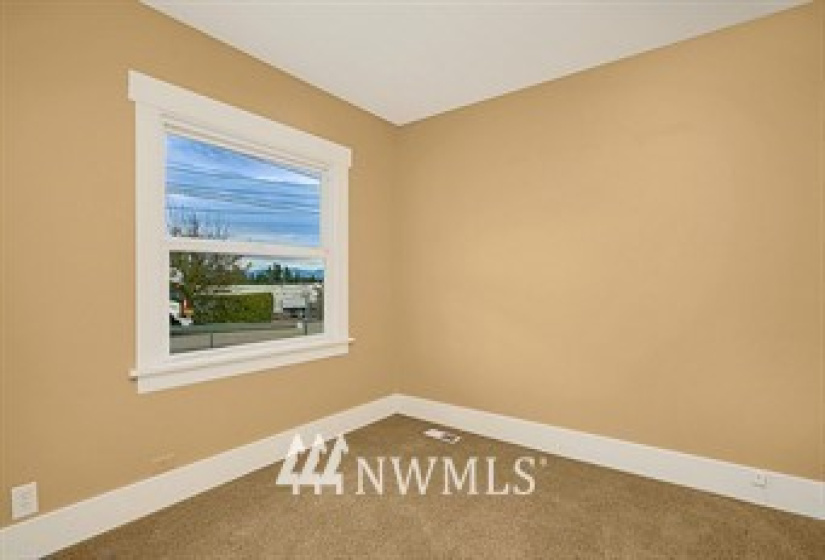 1630 Scenic, Everett, Washington 98203, 2 Bedrooms Bedrooms, ,1 BathroomBathrooms,Residential,For Sale,One Story on Dbl Lot,Scenic,NWM1882018