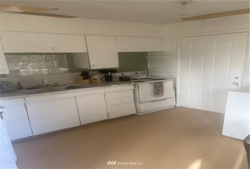 884 Cinebar, Cinebar, Washington 98533, 2 Bedrooms Bedrooms, ,1 BathroomBathrooms,Residential,For Sale,Cinebar,NWM1882091