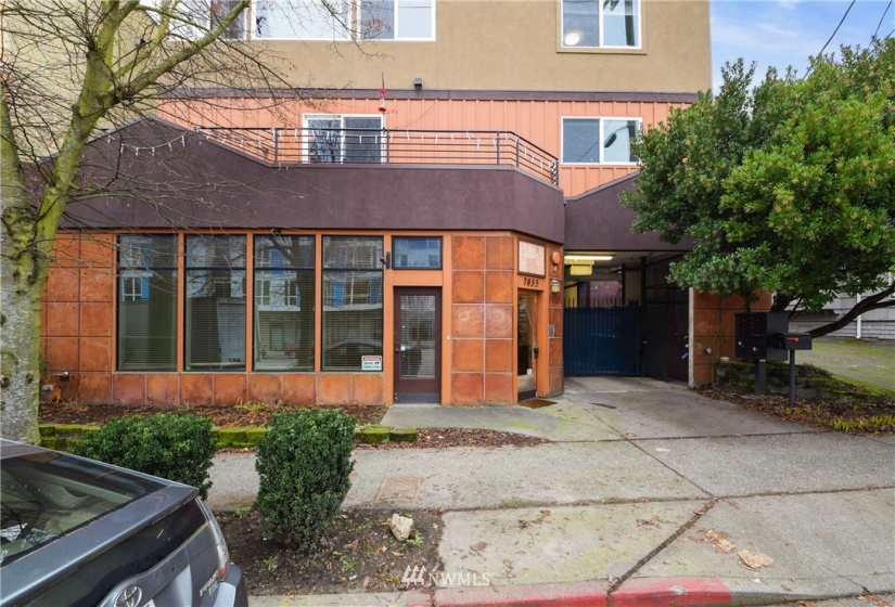 7033 15th, Seattle, Washington 98117, 1 Bedroom Bedrooms, ,1 BathroomBathrooms,Residential,For Sale,Carolyn Rose,15th,NWM1881306