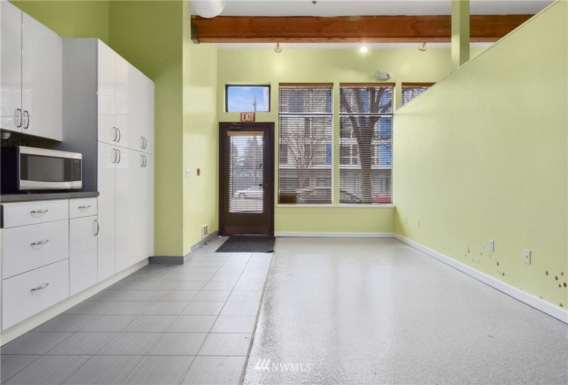 7033 15th, Seattle, Washington 98117, 1 Bedroom Bedrooms, ,1 BathroomBathrooms,Residential,For Sale,Carolyn Rose,15th,NWM1881306