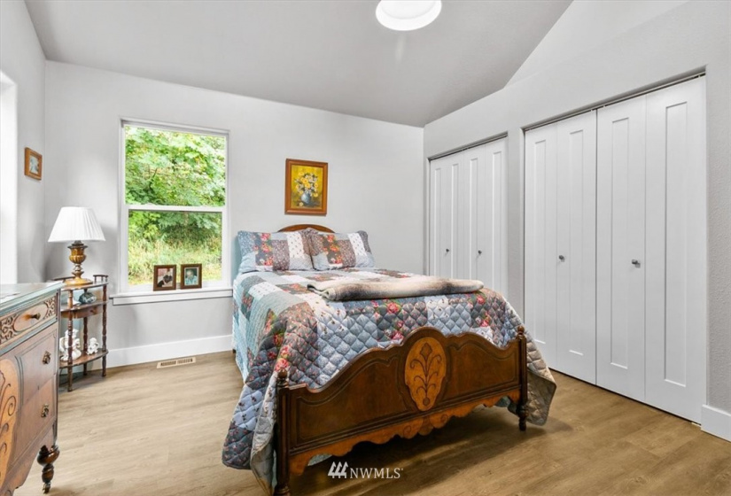 34709 Thomas, Eatonville, Washington 98328, 4 Bedrooms Bedrooms, ,4 BathroomsBathrooms,Residential,For Sale,Thomas,NWM1881207