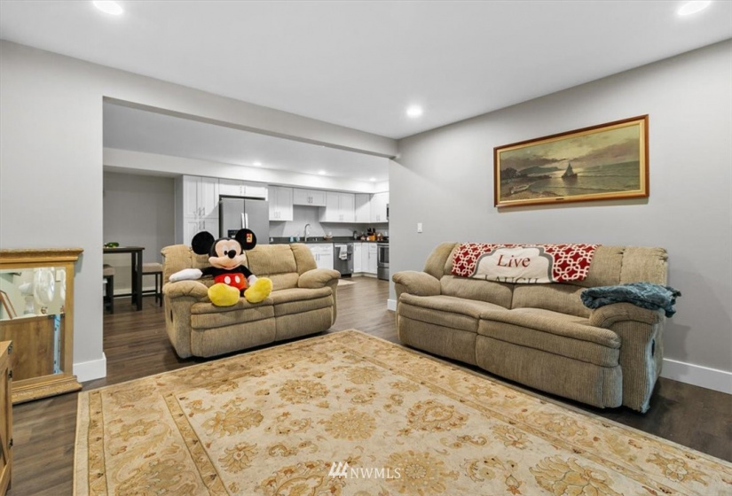 34709 Thomas, Eatonville, Washington 98328, 4 Bedrooms Bedrooms, ,4 BathroomsBathrooms,Residential,For Sale,Thomas,NWM1881207