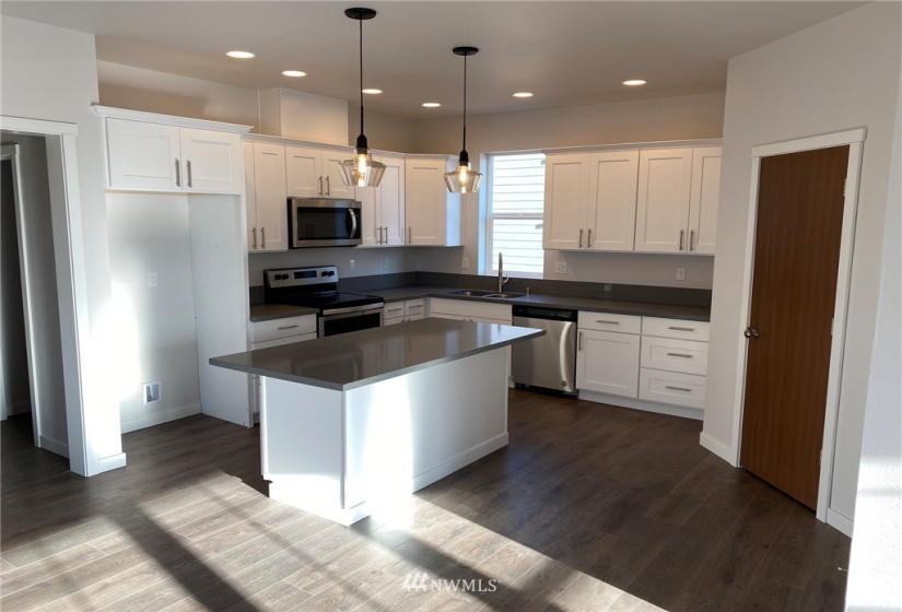 804 Miller, Winlock, Washington 98596, 3 Bedrooms Bedrooms, ,1 BathroomBathrooms,Residential,For Sale,Miller,NWM1880566