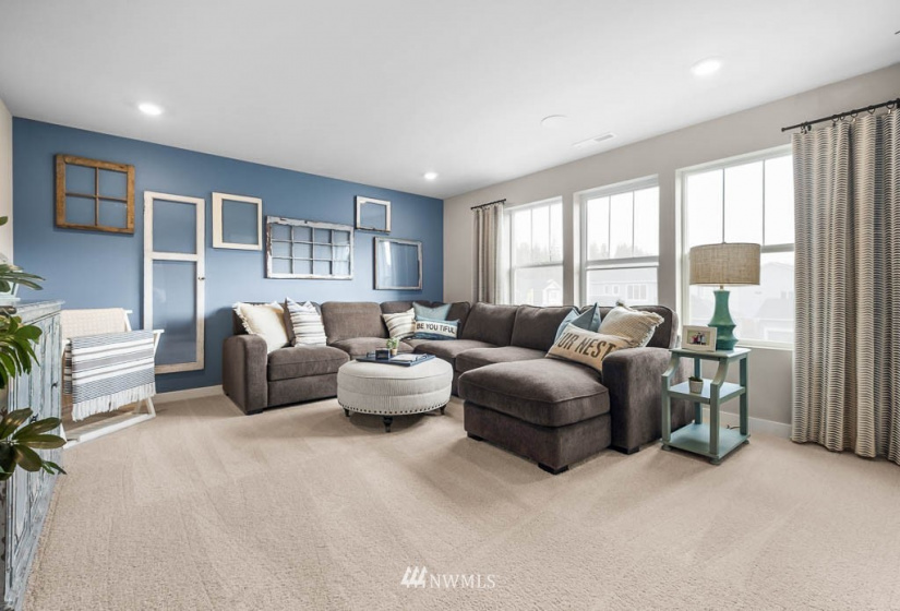 22 180th, Bothell, Washington 98012, 5 Bedrooms Bedrooms, ,2 BathroomsBathrooms,Residential,For Sale,Middlebrook,180th,NWM1881553