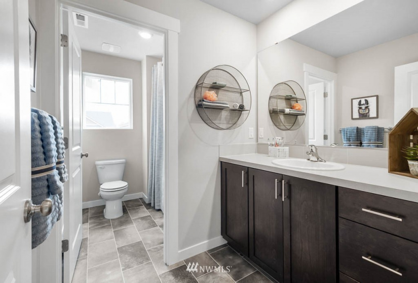 22 180th, Bothell, Washington 98012, 5 Bedrooms Bedrooms, ,2 BathroomsBathrooms,Residential,For Sale,Middlebrook,180th,NWM1881553