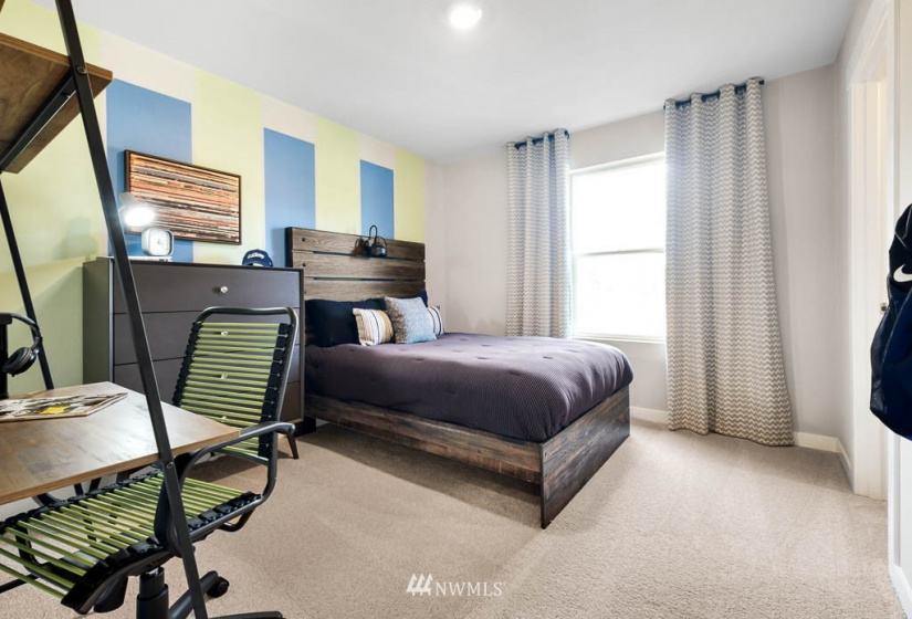 22 180th, Bothell, Washington 98012, 5 Bedrooms Bedrooms, ,2 BathroomsBathrooms,Residential,For Sale,Middlebrook,180th,NWM1881553