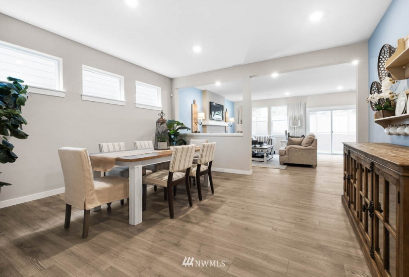 22 180th, Bothell, Washington 98012, 5 Bedrooms Bedrooms, ,2 BathroomsBathrooms,Residential,For Sale,Middlebrook,180th,NWM1881553