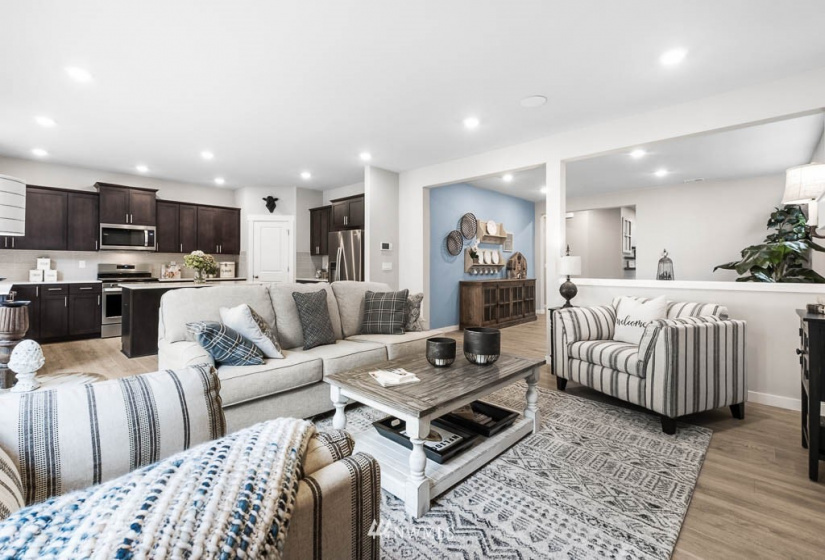 22 180th, Bothell, Washington 98012, 5 Bedrooms Bedrooms, ,2 BathroomsBathrooms,Residential,For Sale,Middlebrook,180th,NWM1881553