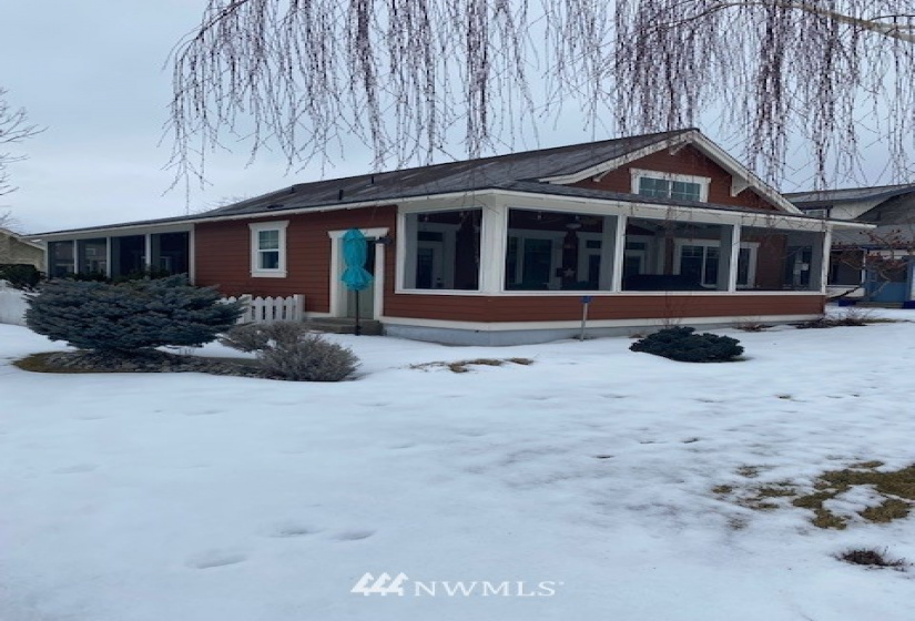 132 Malarkey, Oroville, Washington 98844, 3 Bedrooms Bedrooms, ,Residential,For Sale,Veranda Beach Planned Development,Malarkey,NWM1882178