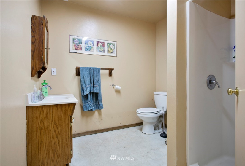 3635 Haxton, Bellingham, Washington 98226, 4 Bedrooms Bedrooms, ,2 BathroomsBathrooms,Residential,For Sale,Haxton,NWM1877072