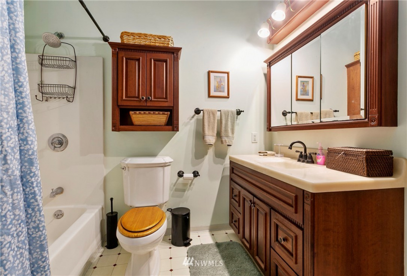 3635 Haxton, Bellingham, Washington 98226, 4 Bedrooms Bedrooms, ,2 BathroomsBathrooms,Residential,For Sale,Haxton,NWM1877072