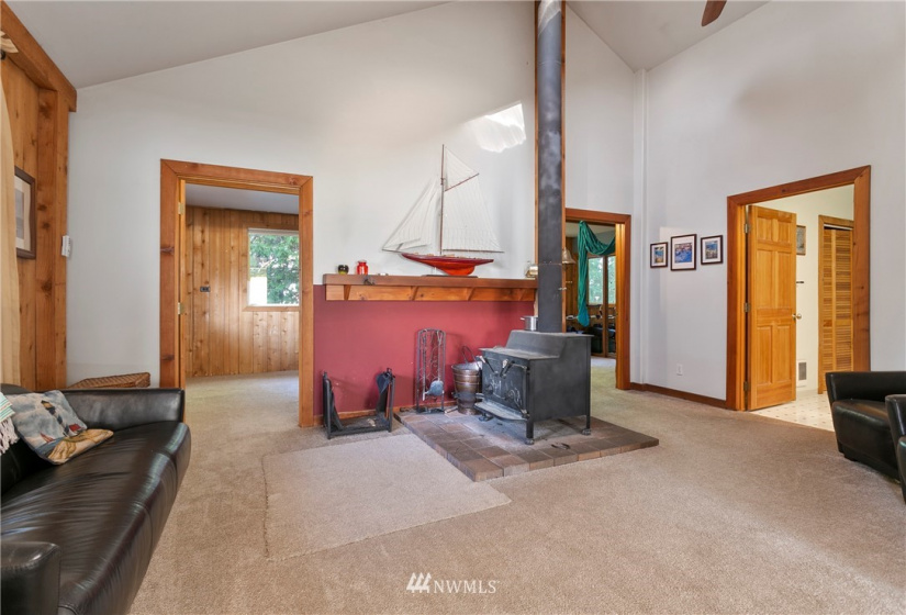 3635 Haxton, Bellingham, Washington 98226, 4 Bedrooms Bedrooms, ,2 BathroomsBathrooms,Residential,For Sale,Haxton,NWM1877072