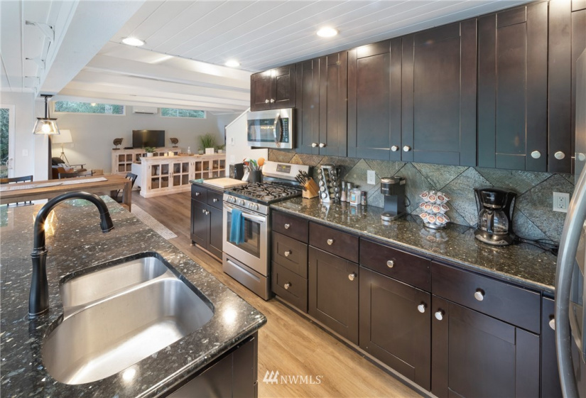 222 Heron, San Juan Island, Washington 98250, 2 Bedrooms Bedrooms, ,Residential,For Sale,First Addn to Yacht Haven,Heron,NWM1878560